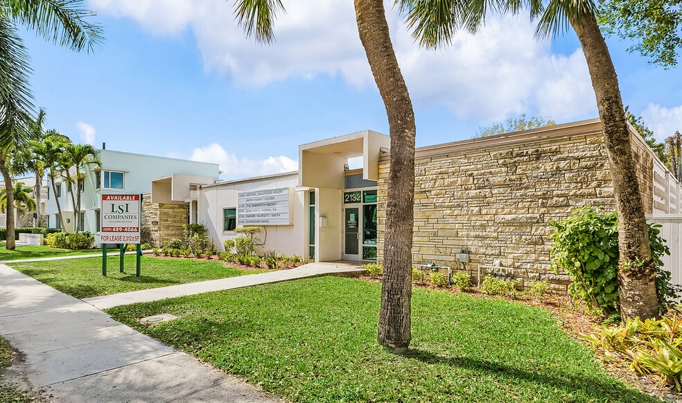 Primary Photo Of 2130-2140 Mcgregor Blvd, Fort Myers Office For Lease