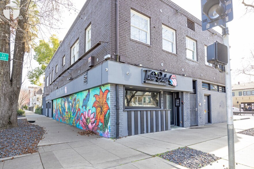 Primary Photo Of 601-605 15th St, Sacramento Restaurant For Sale