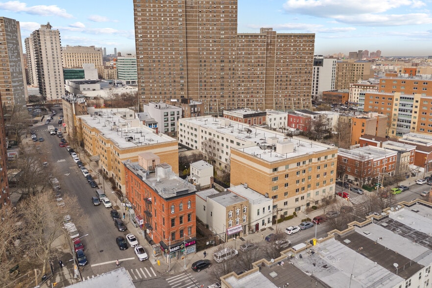 More Photos Of 811 Courtlandt Ave, Bronx Apartments For Sale