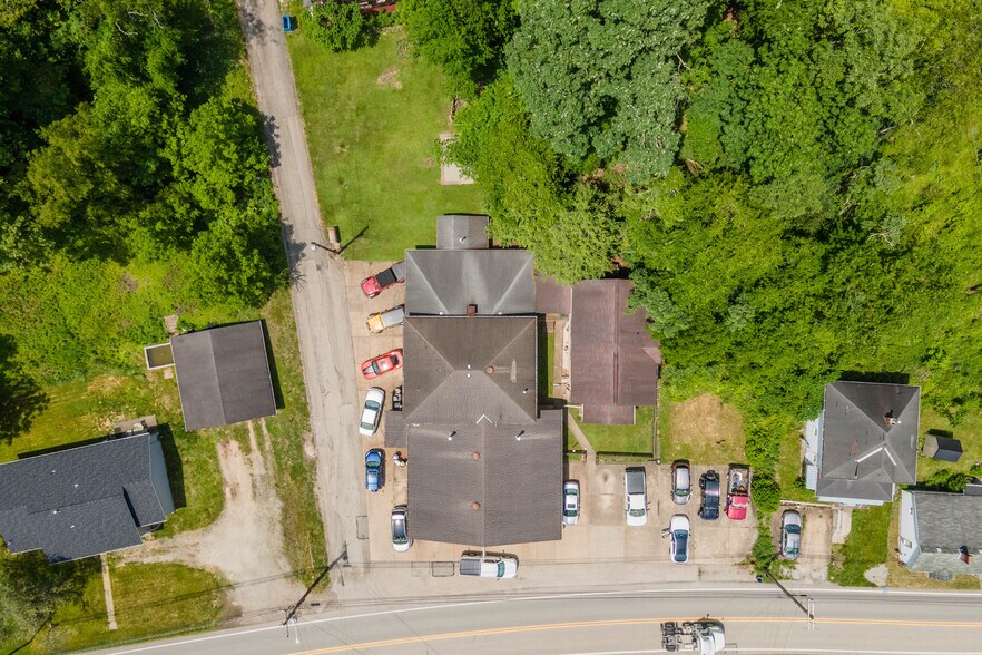 More Photos Of 306 Maple Creek Rd, Charleroi Auto Repair For Sale