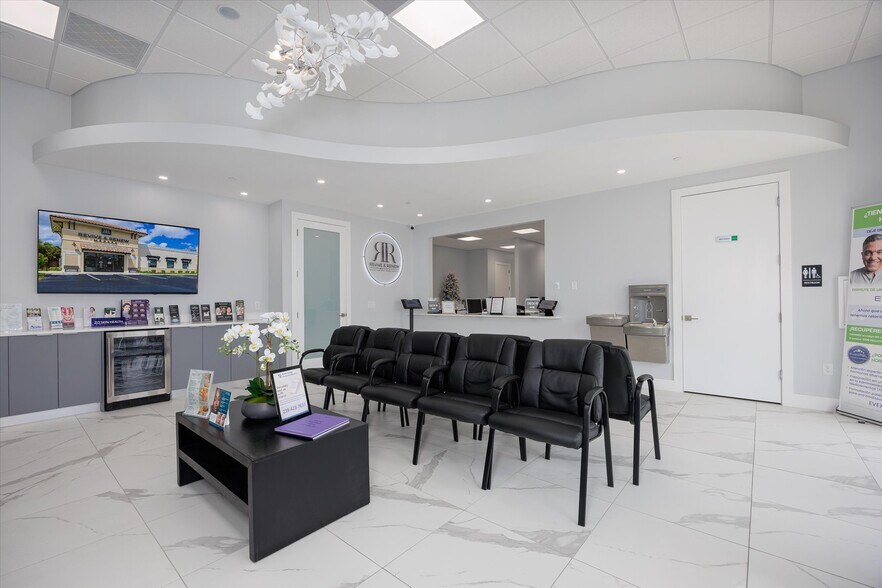 More Photos Of 22904 Lyden Dr, Estero Medical For Sale