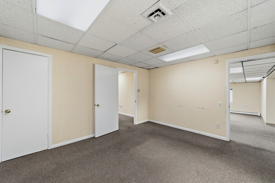 More Photos Of 2406 New Rd, Northfield Office For Sale