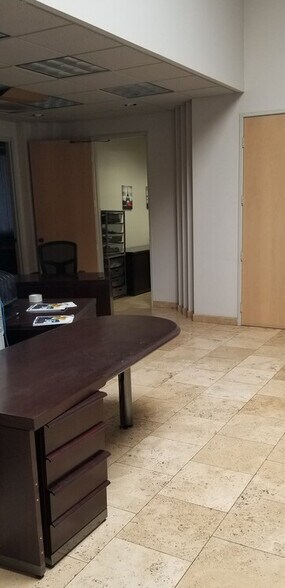 More Photos Of 5160 Campus Dr, Newport Beach Medical For Lease