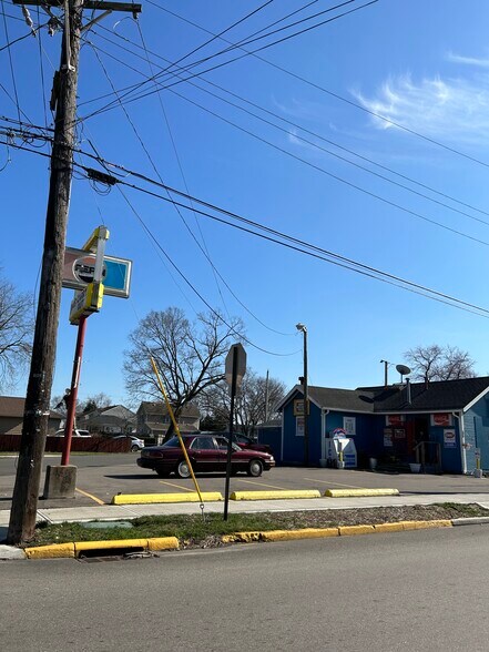 More Photos Of 249 Union St, Troy Storefront For Sale