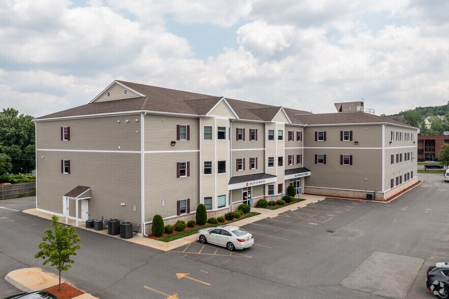 More Photos Of 386 Merrimack St, Methuen Medical For Sale