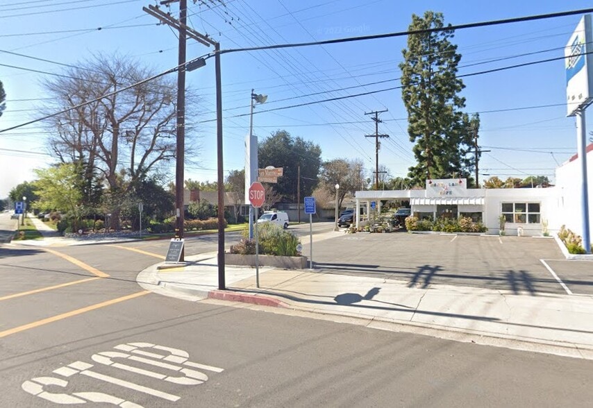 More Photos Of 301 N San Marino Ave, San Gabriel Freestanding For Sale