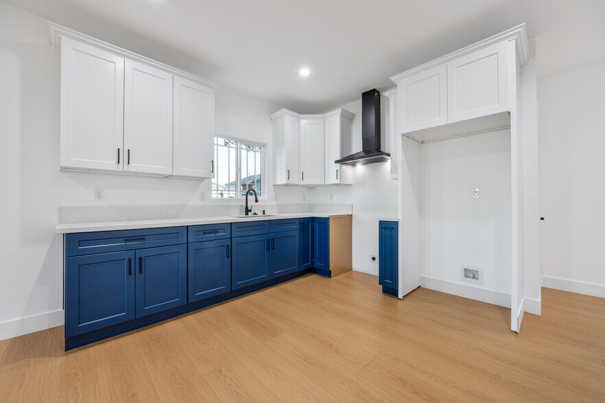 More Photos Of 758 E 84th St, Los Angeles Multifamily For Sale