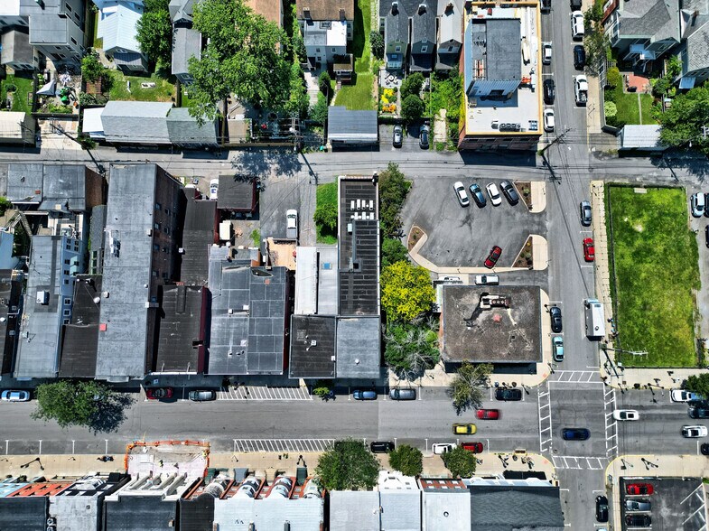 More Photos Of 511 Warren St, Hudson Storefront Retail Residential For Sale