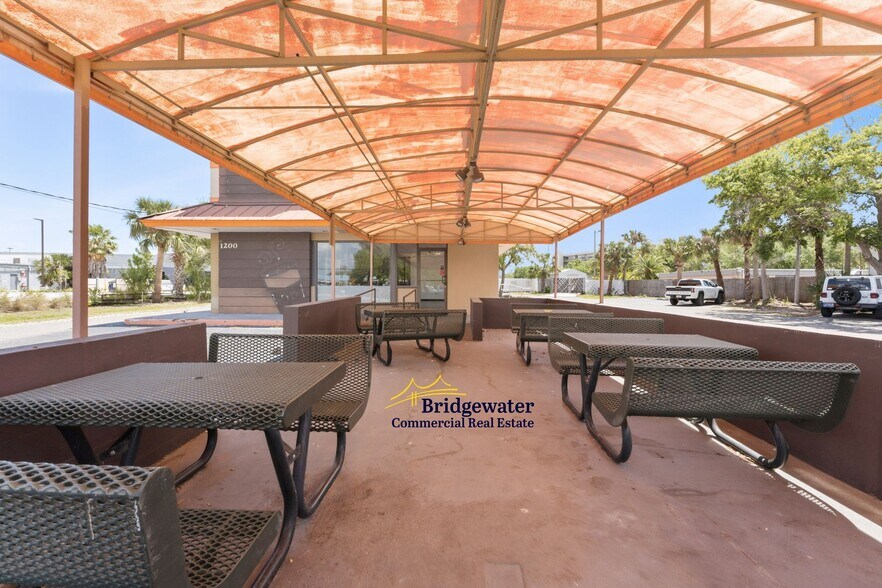 More Photos Of 1200 Pasadena Ave S, South Pasadena Restaurant For Sale