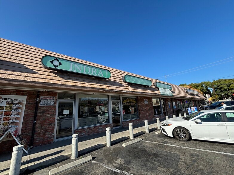 More Photos Of 515 S Verdugo Rd, Glendale Unknown For Lease