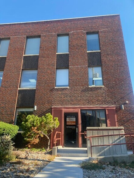 More Photos Of 4049 Pennsylvania Ave, Kansas City Office Residential For Lease