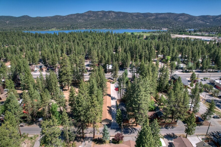 More Photos Of 41659 Big Bear Blvd, Big Bear Lake Office Residential For Lease