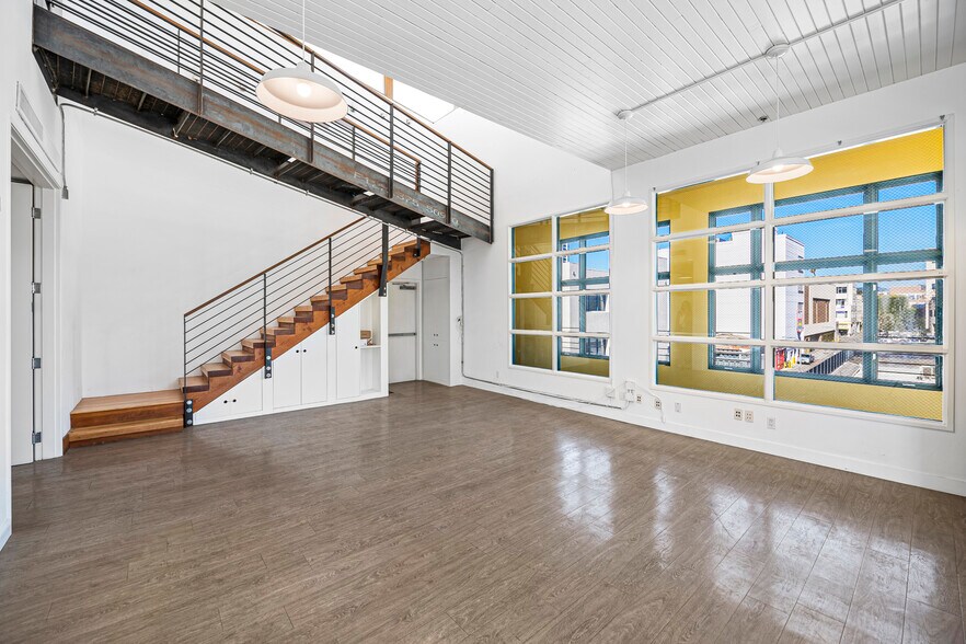 More Photos Of 321 Santa Monica Blvd, Santa Monica Office Residential For Lease