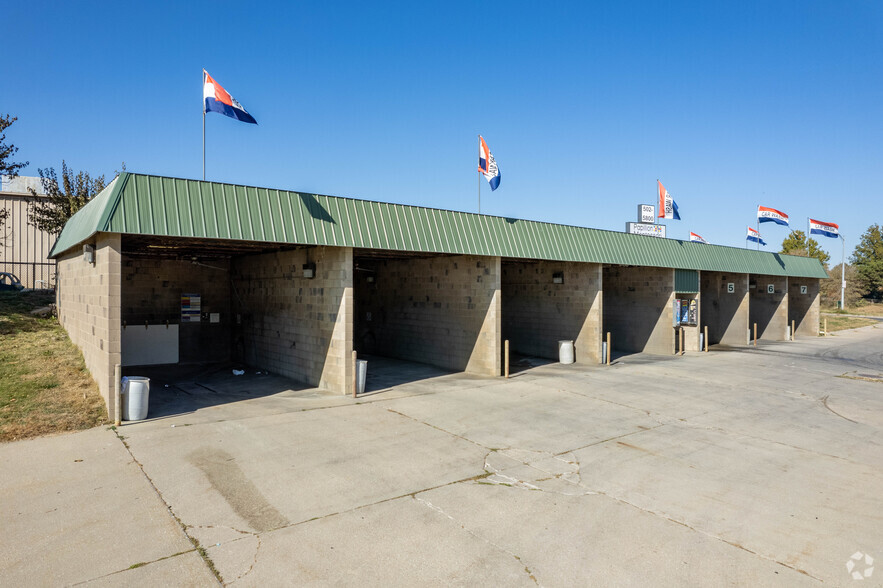 Primary Photo Of 713 Olson Dr, Papillion Carwash For Sale