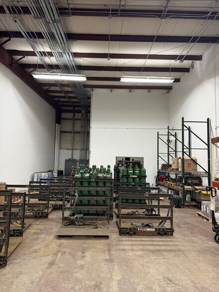 More Photos Of 2301 N Bendix Dr, South Bend Unknown For Lease