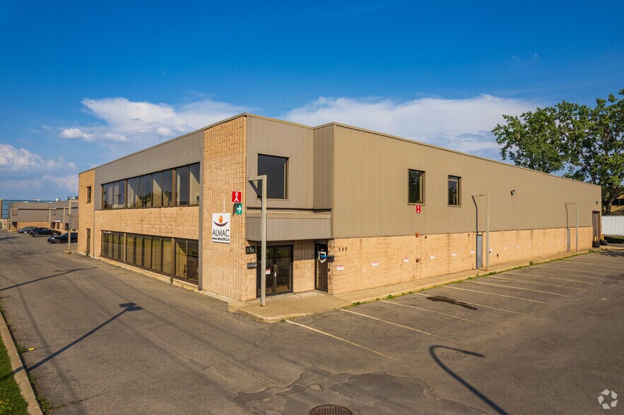 Primary Photo Of 194-208 Boul Brunswick, Pointe-claire Warehouse For Lease