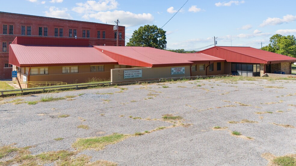 More Photos Of 116 E Robert S Kerr Blvd, Wynnewood Medical For Sale