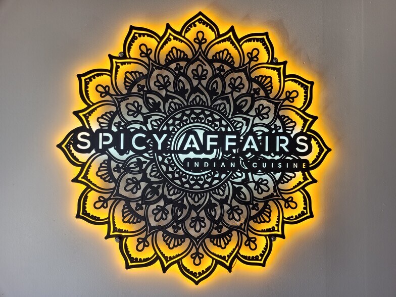 More Photos Of 84 King St W, Oshawa Storefront Retail Residential For Sale