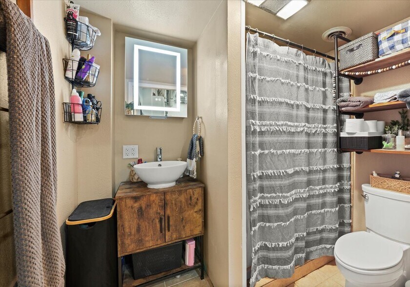 More Photos Of 307 N Washington St, Melrose Warehouse For Sale