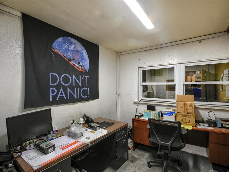 More Photos Of 610 Front St, Catasauqua Warehouse For Sale