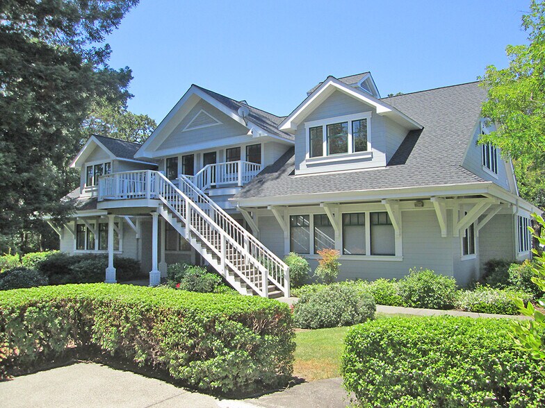 Primary Photo Of 416 Aviation Blvd, Santa Rosa Office For Lease