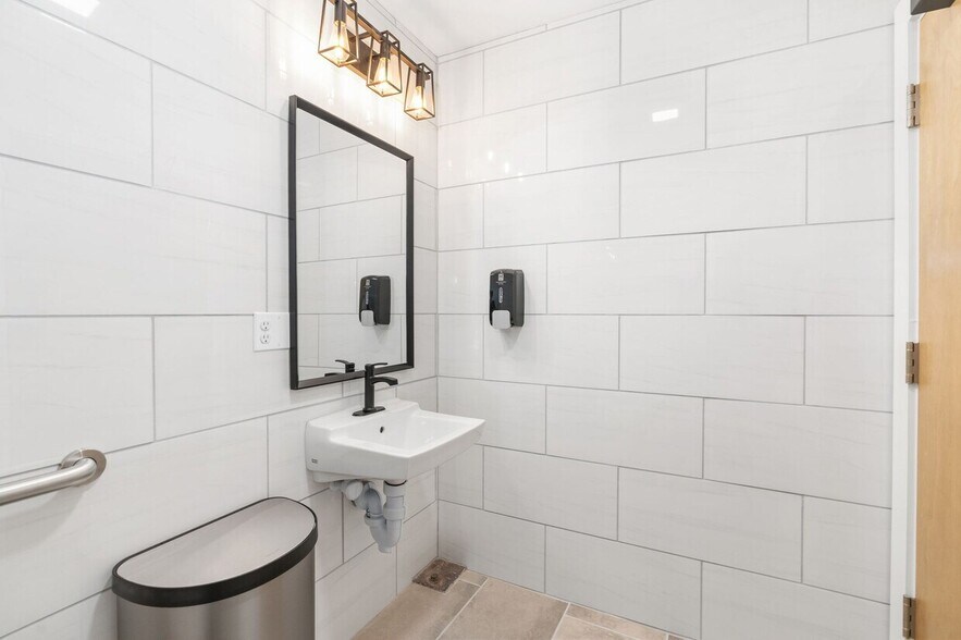 More Photos Of 117 S Main St, Hopewell Coworking Space