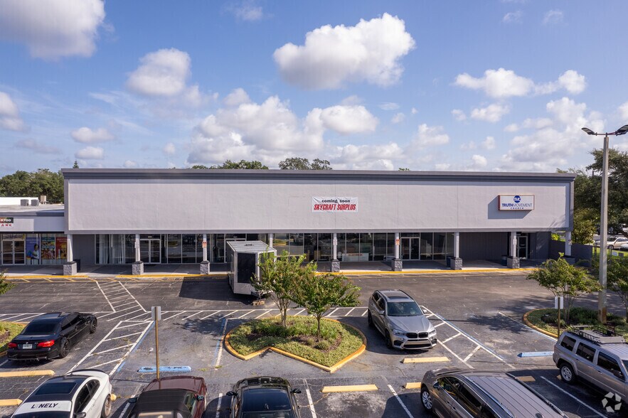 More Photos Of 5019-5087 Edgewater Dr, Orlando General Retail For Lease