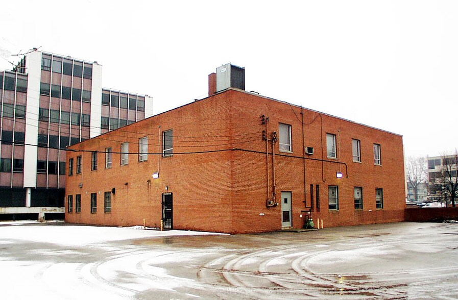 More Photos Of 12001 Shaker Blvd, Cleveland Medical For Sale
