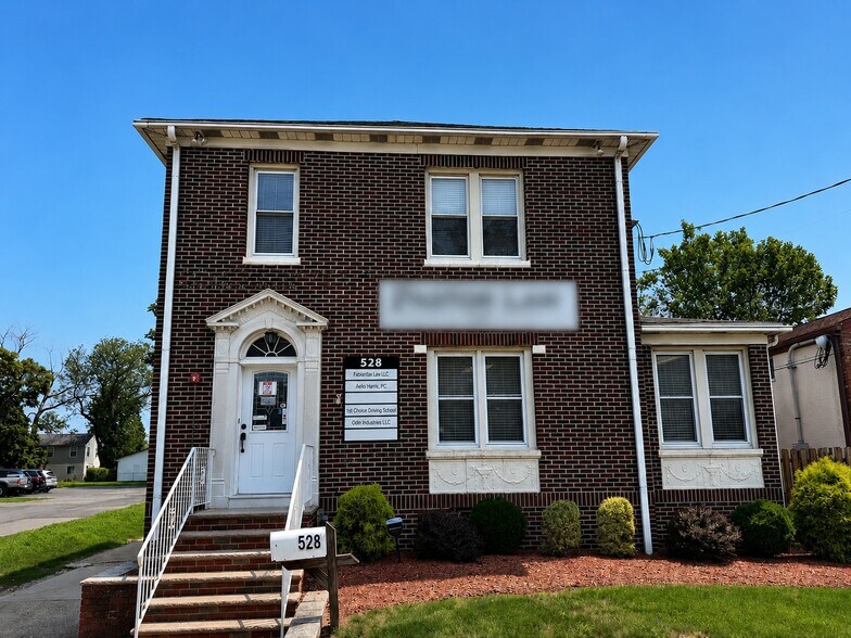 Primary Photo Of 528 Rahway Ave, Woodbridge Office For Lease