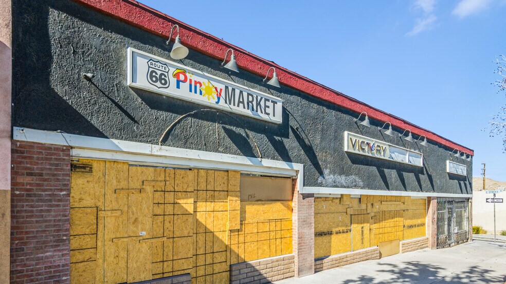 More Photos Of 15586 7th St, Victorville Storefront For Sale