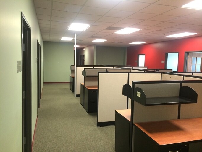 More Photos Of 2900 Union Lake Rd, Commerce Township Office For Sale