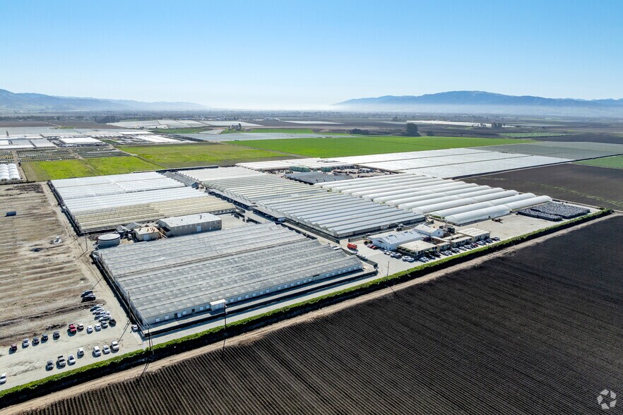 More Photos Of 360 Espinosa Rd, Salinas Industrial For Sale