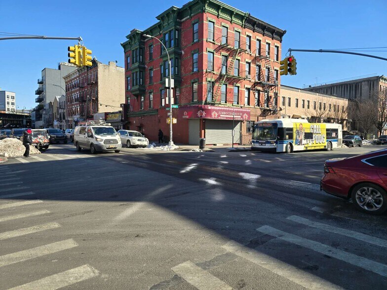 More Photos Of 1086 DeKalb Ave, Brooklyn Apartments For Lease