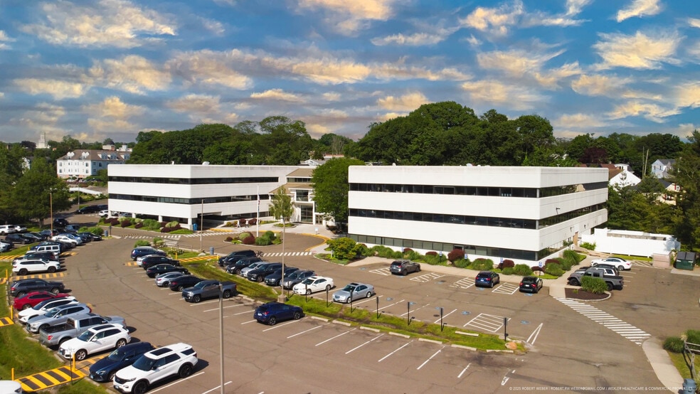 Primary Photo Of 148 East Ave, Norwalk Medical For Sale