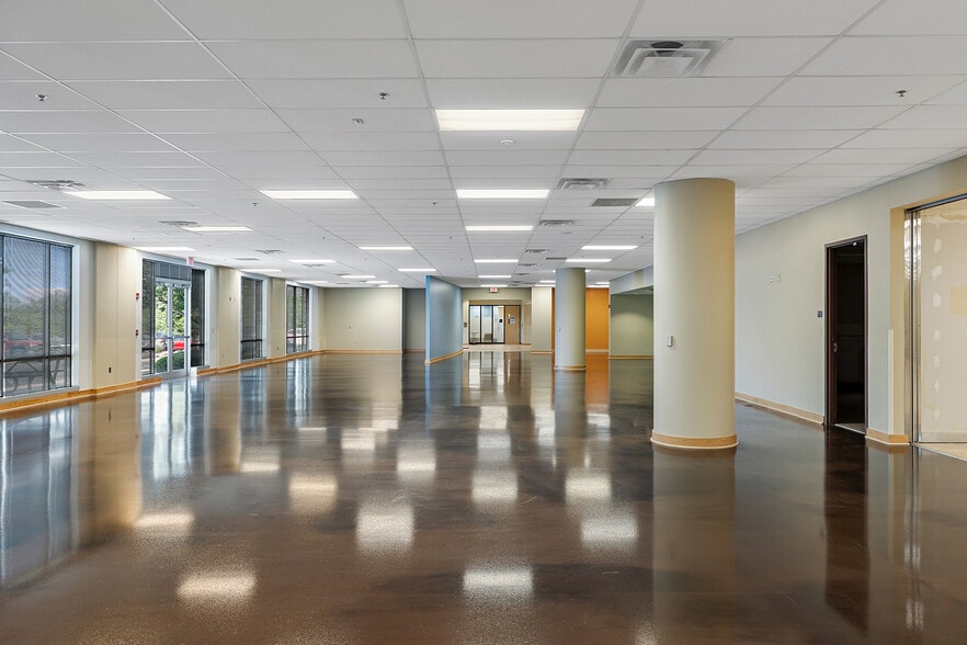 More Photos Of 13550 Triton Park Blvd, Louisville Medical For Sale