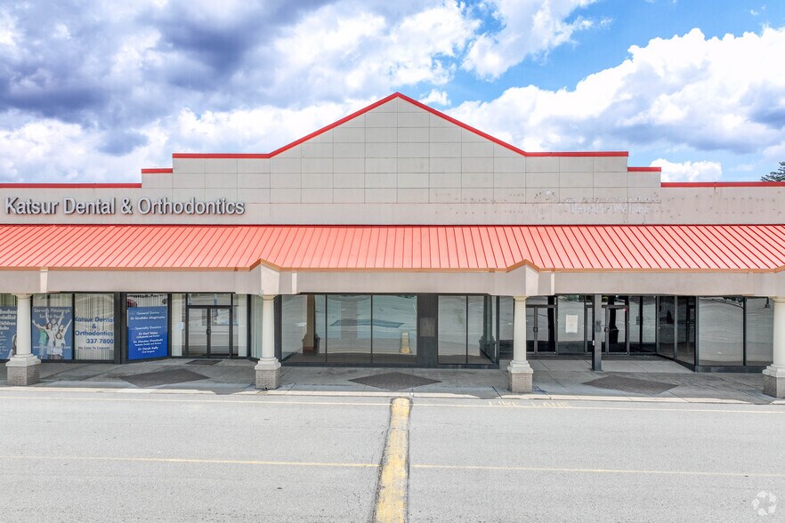 More Photos Of 200-300 Hillcrest Shopping Ctr, New Kensington Unknown For Lease