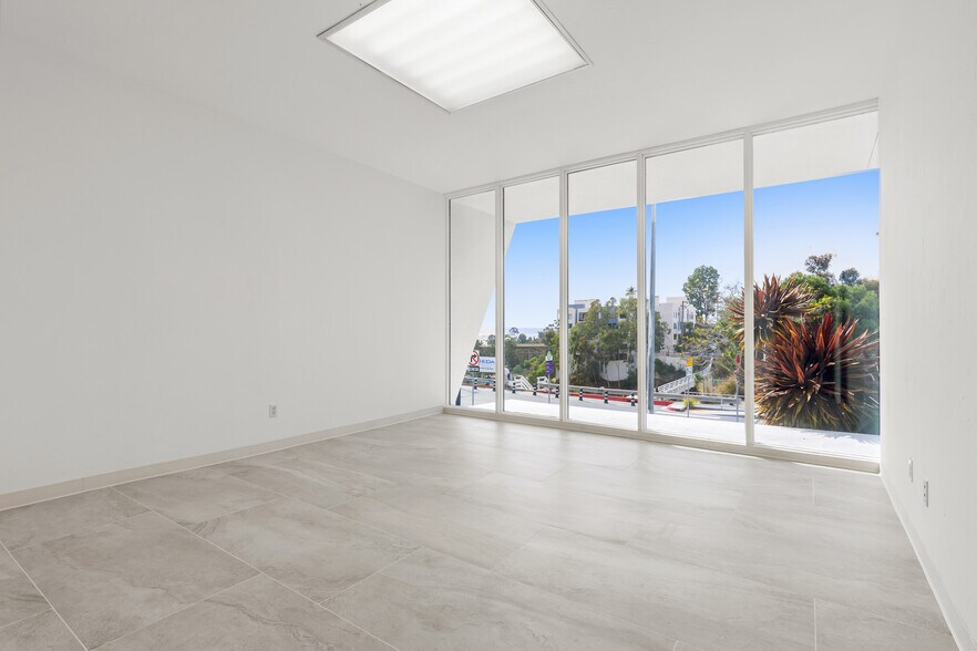 More Photos Of 3003 4th Ave, San Diego Medical For Lease