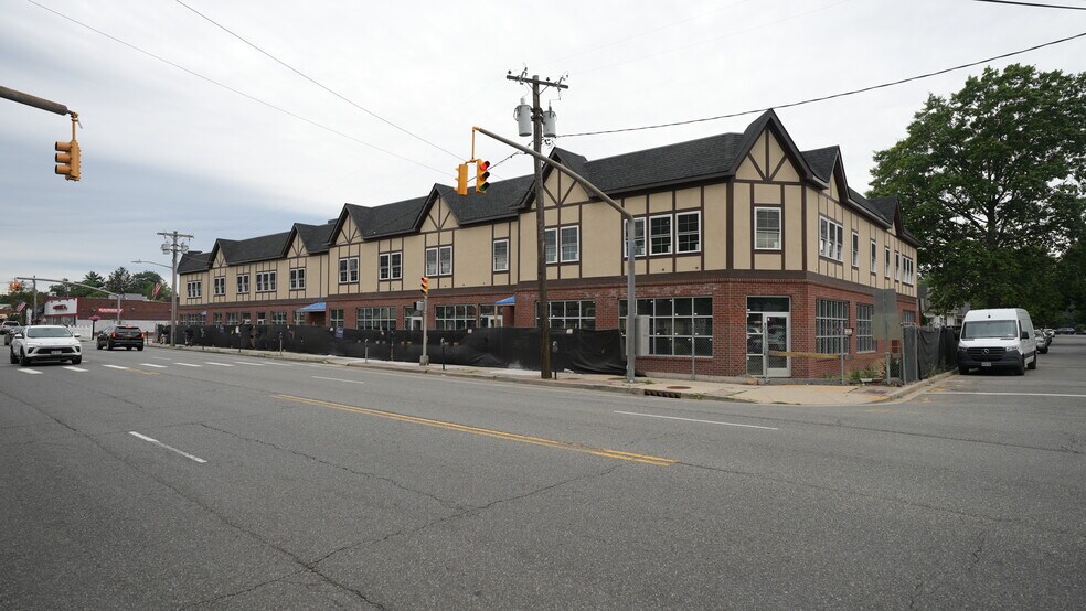 More Photos Of 43-61 Covert Avenue, Floral Park General Retail For Lease