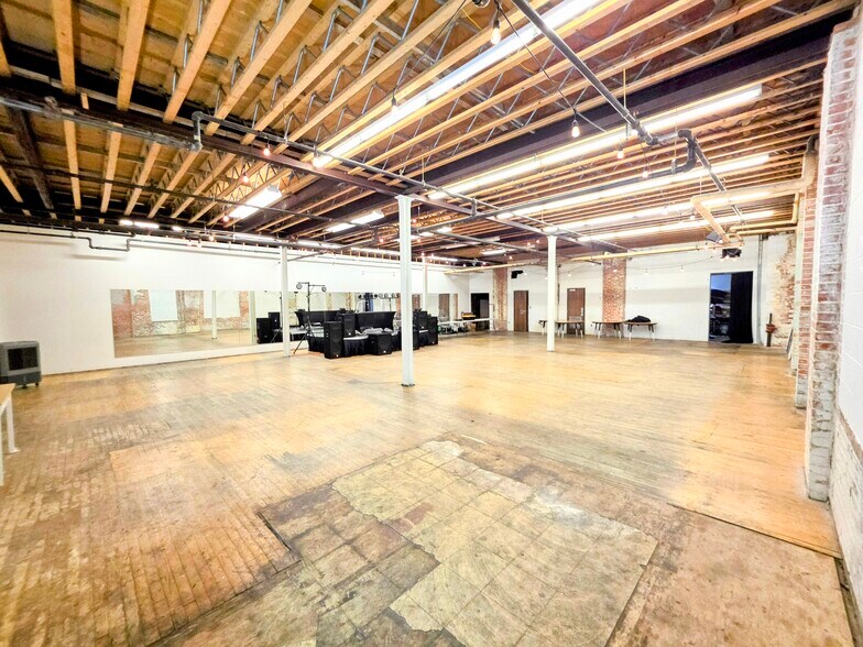 More Photos Of 110 E 17th St, Cheyenne Office For Sale