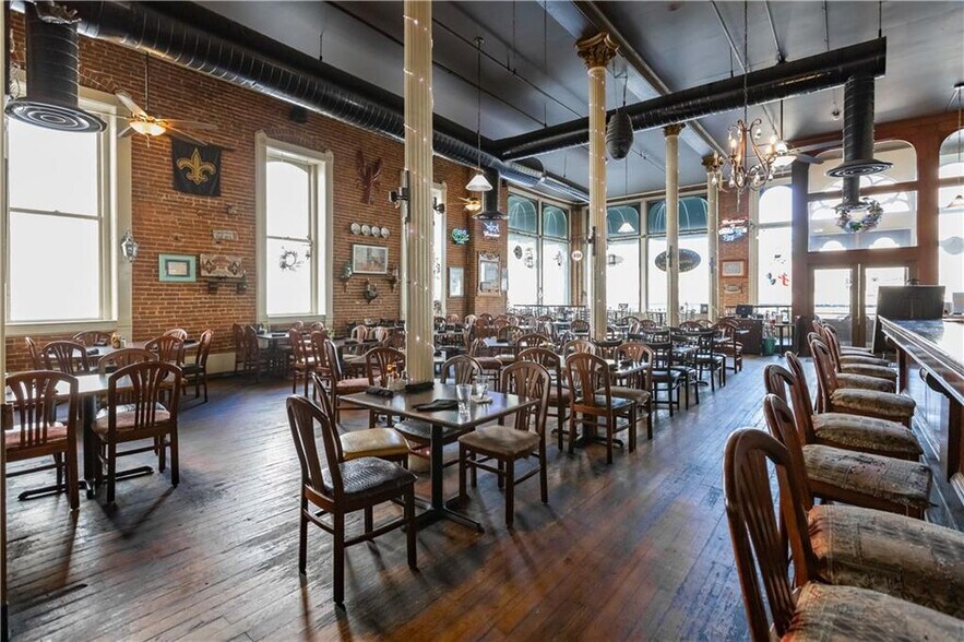 More Photos Of 224 N 4th St, Saint Joseph Office For Lease