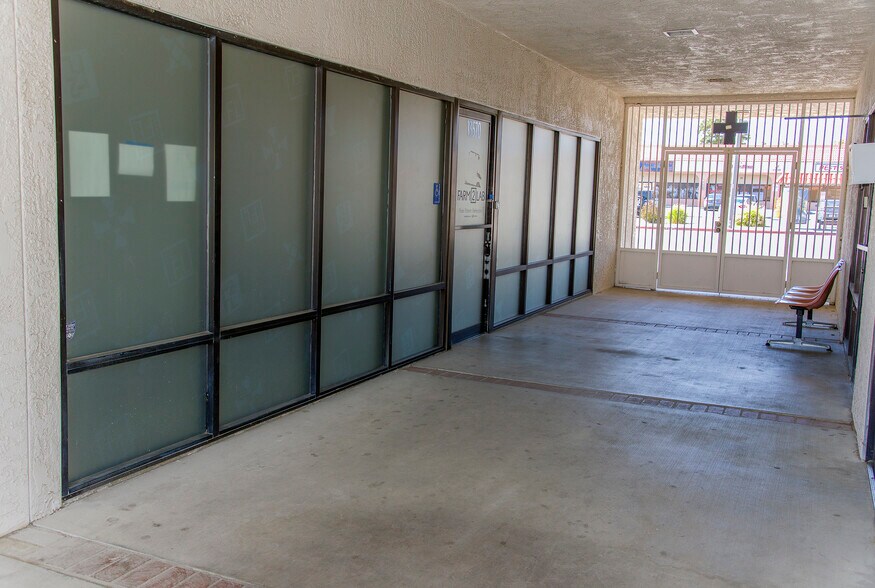 More Photos Of 13550-13570 Palm Dr, Desert Hot Springs Medical For Lease