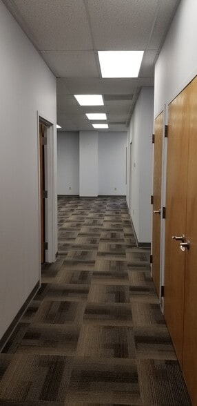 More Photos Of 2435 Nooseneck Hill Rd, Coventry Storefront Retail Office For Lease