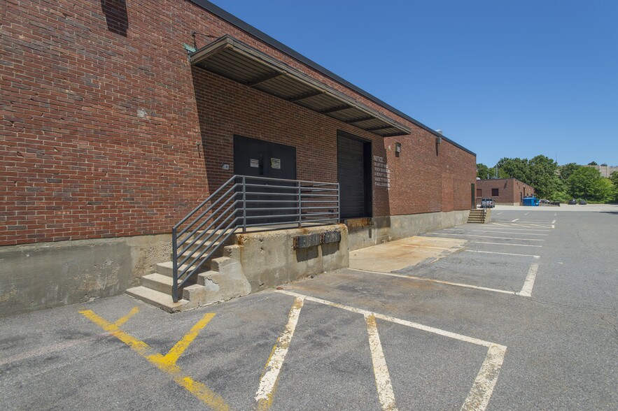 More Photos Of 21-25 Southwest Park, Westwood Research And Development For Lease