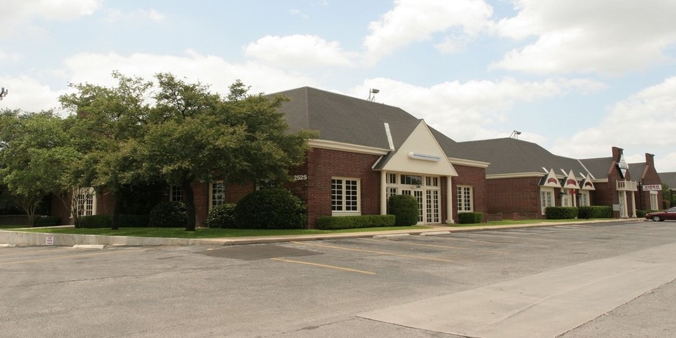 Primary Photo Of 2525 NE Loop 410, San Antonio Storefront Retail Office For Lease