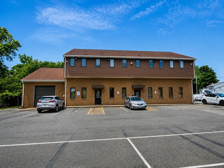 More Photos Of 1821 County St, Somerset General Retail For Sale