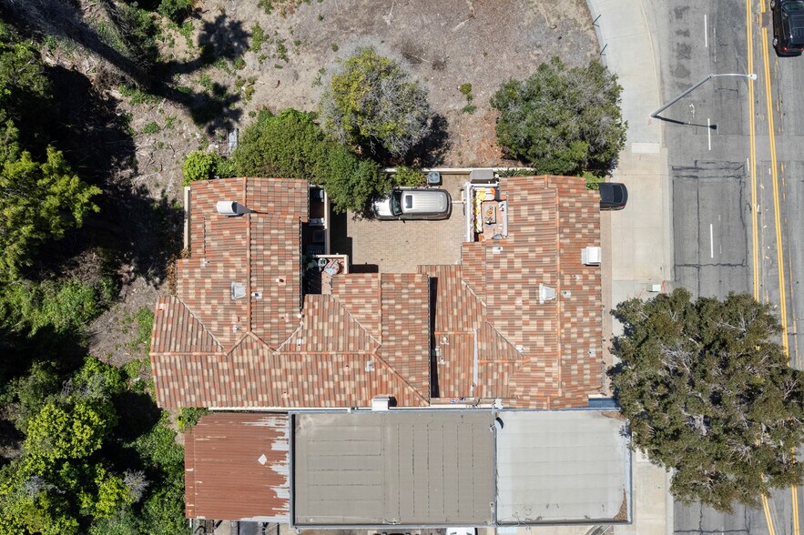 More Photos Of 42 E Thompson Blvd, Ventura Apartments For Sale