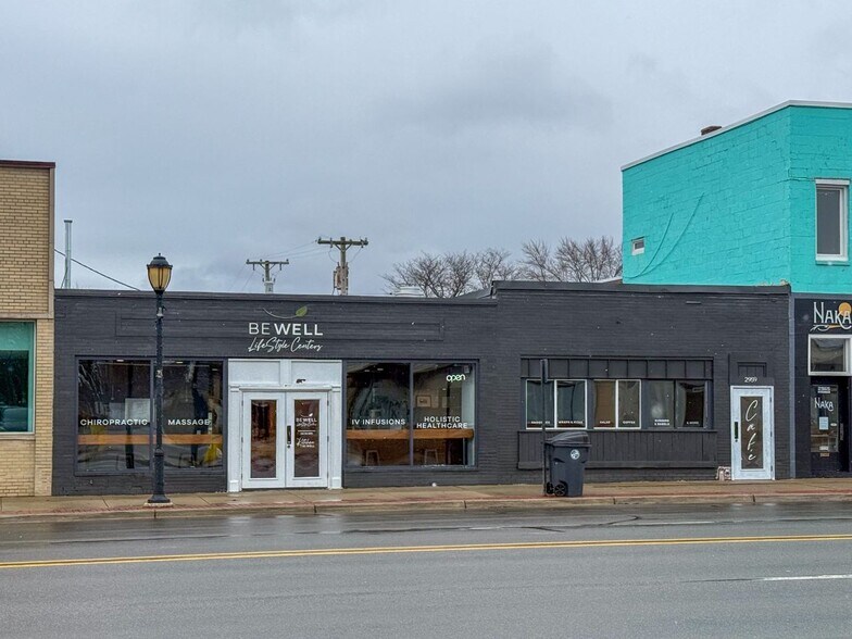 Primary Photo Of 2949-2959 12 Mile Rd, Berkley Restaurant For Lease