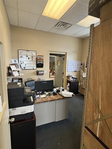 More Photos Of 4369 Tamiami Trl, Port Charlotte Auto Dealership For Lease