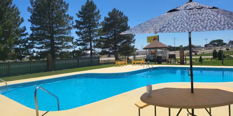 More Photos Of 3538 US 40, Oakley Hotel For Sale