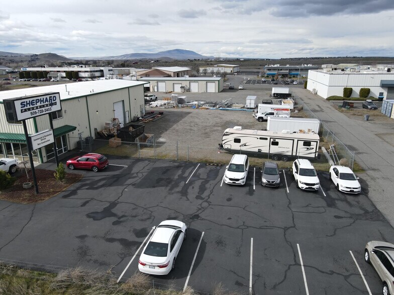 More Photos Of 1846 Terminal Dr, Richland Flex For Sale